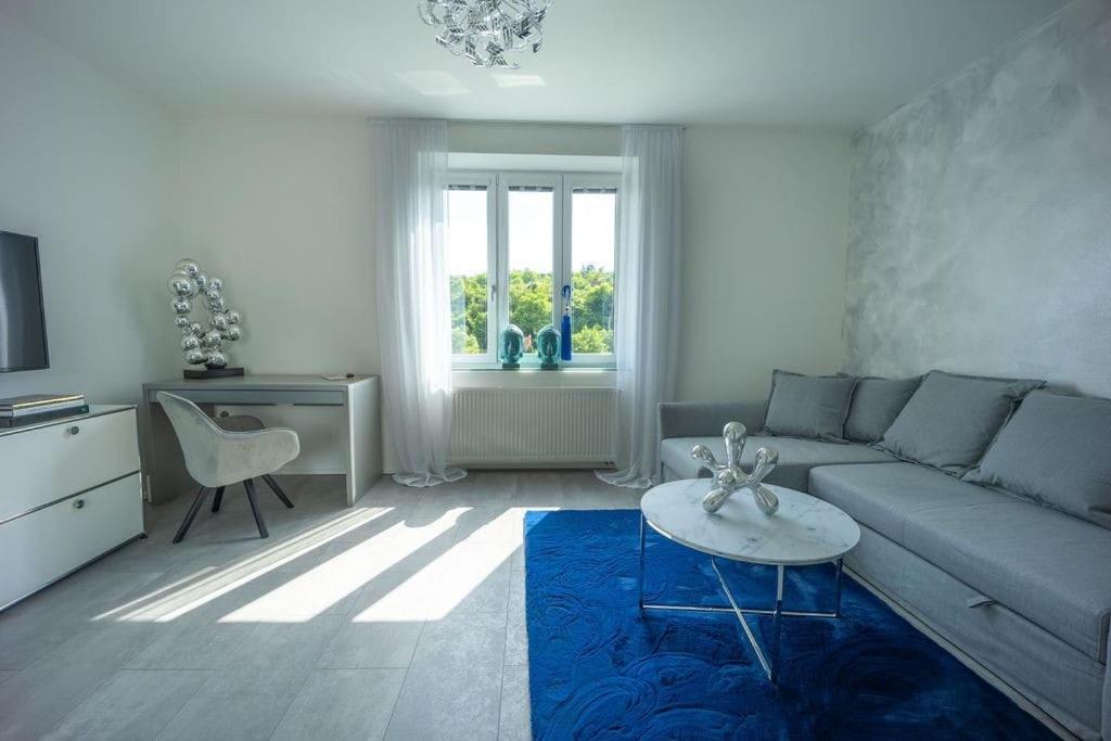 Ruhige Unterkunft Mit Einer Schoenen Aussicht Znojmo Exterior foto